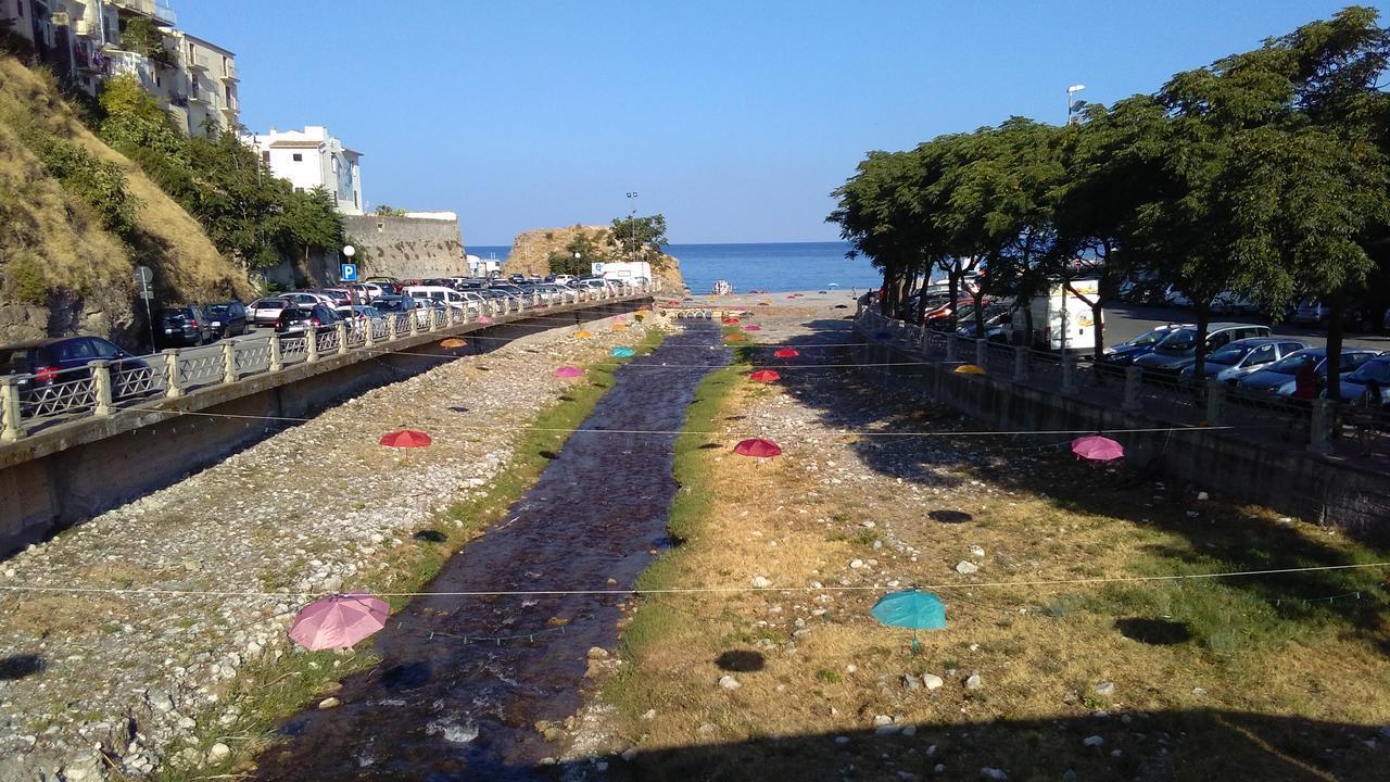 Caletta Del Porto Panzió Diamante Kültér fotó