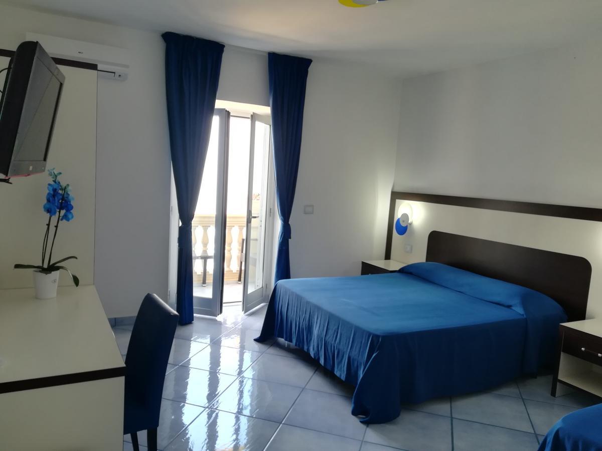 Caletta Del Porto Panzió Diamante Kültér fotó