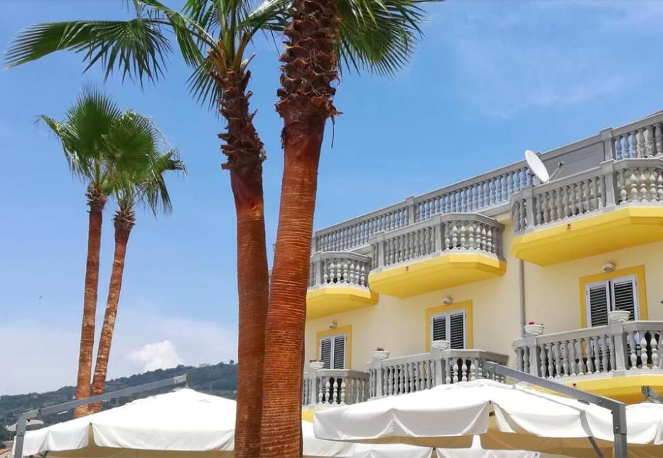 Caletta Del Porto Panzió Diamante Kültér fotó